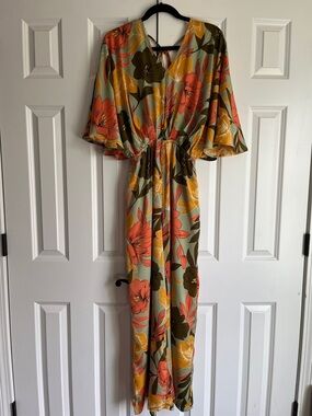 🆕 Easel Floral Print  romper with pockets in Sage, Mustard & Coral, size S